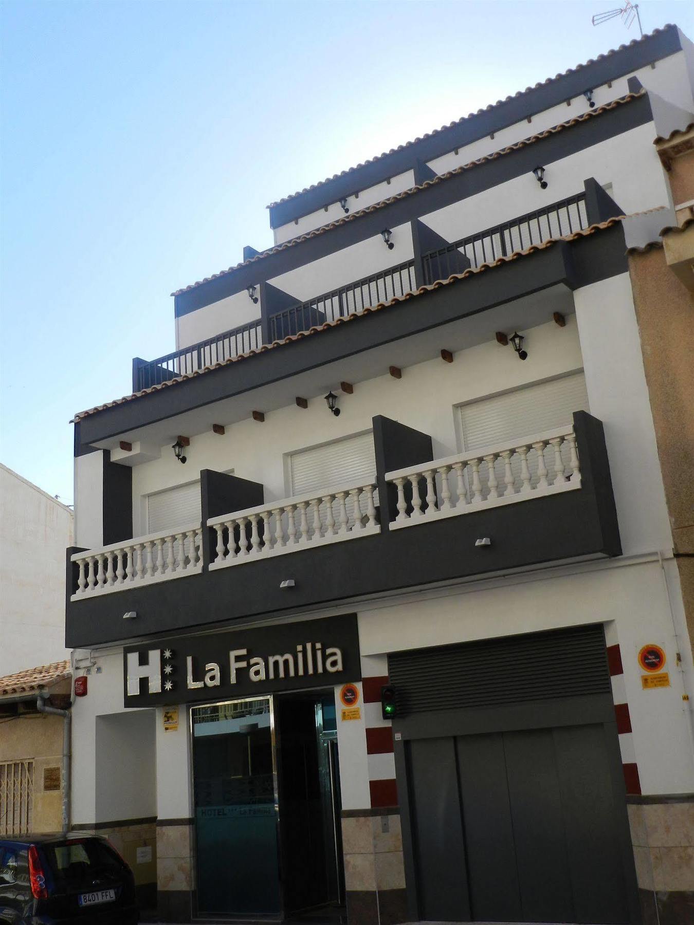 Hotel La Familia El Campello Exterior foto