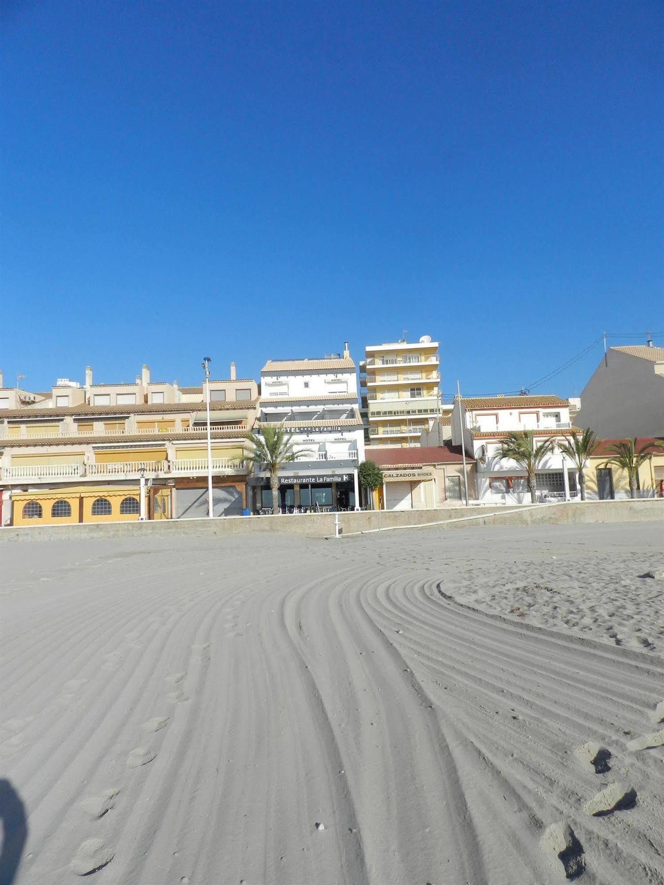 Hotel La Familia El Campello Exterior foto